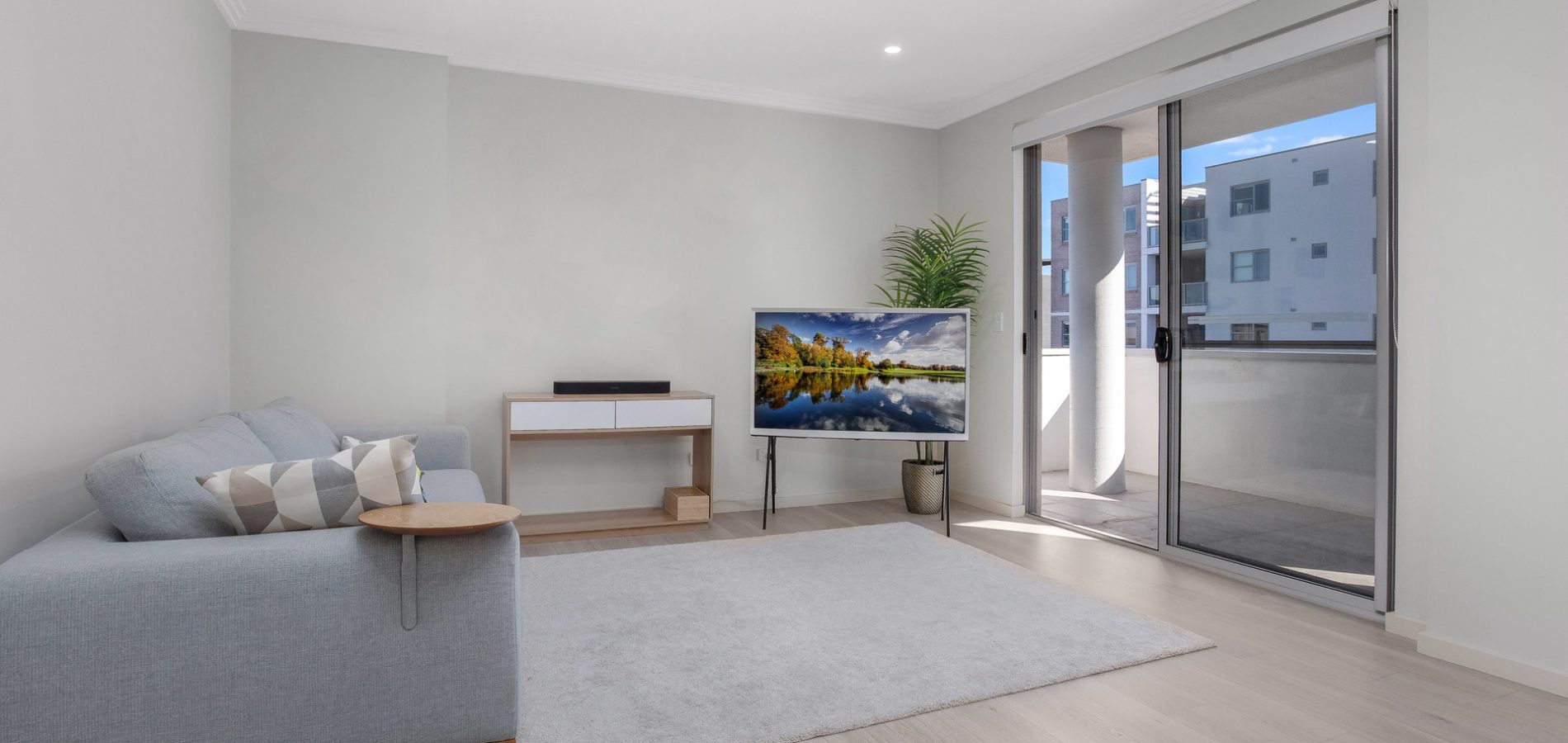 18/5 Robilliard Street, Mays Hill NSW 2145 - photo 3