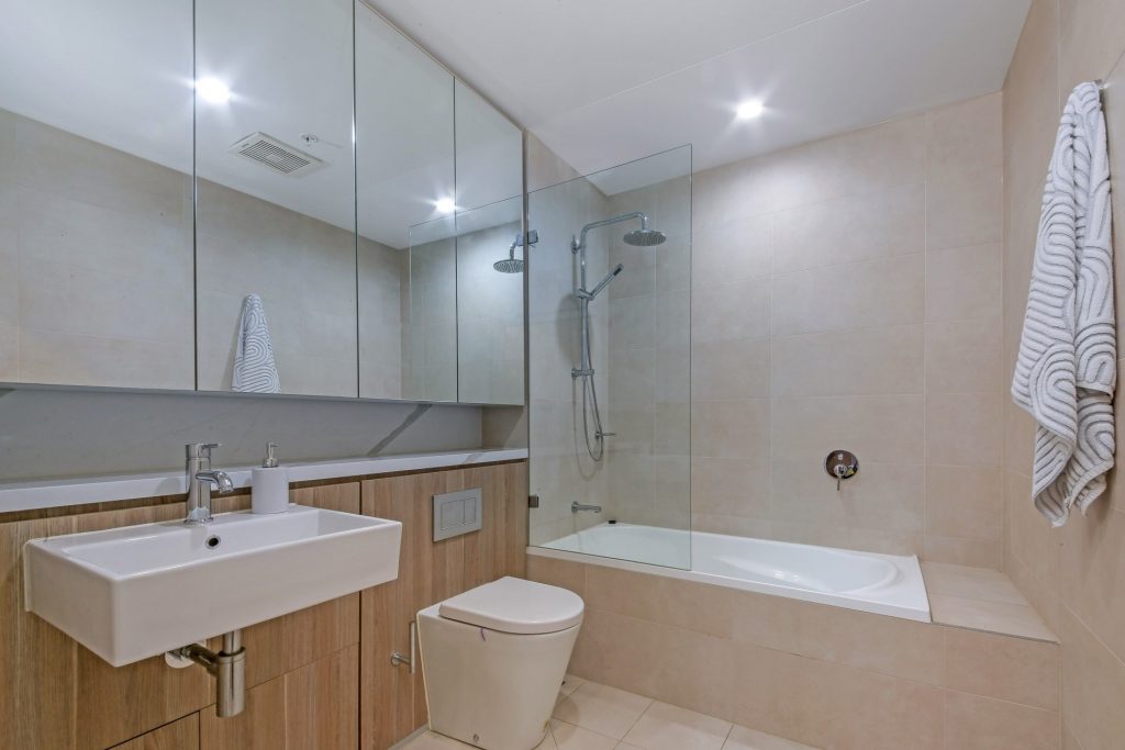 G20/1 Maple Tree Road, Westmead NSW 2145 - photo 9