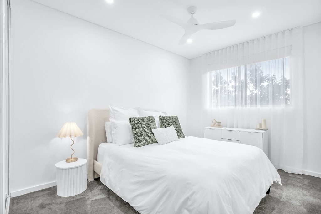2/17-19 Robiliard Street, Mays Hill NSW 2145 - photo 4