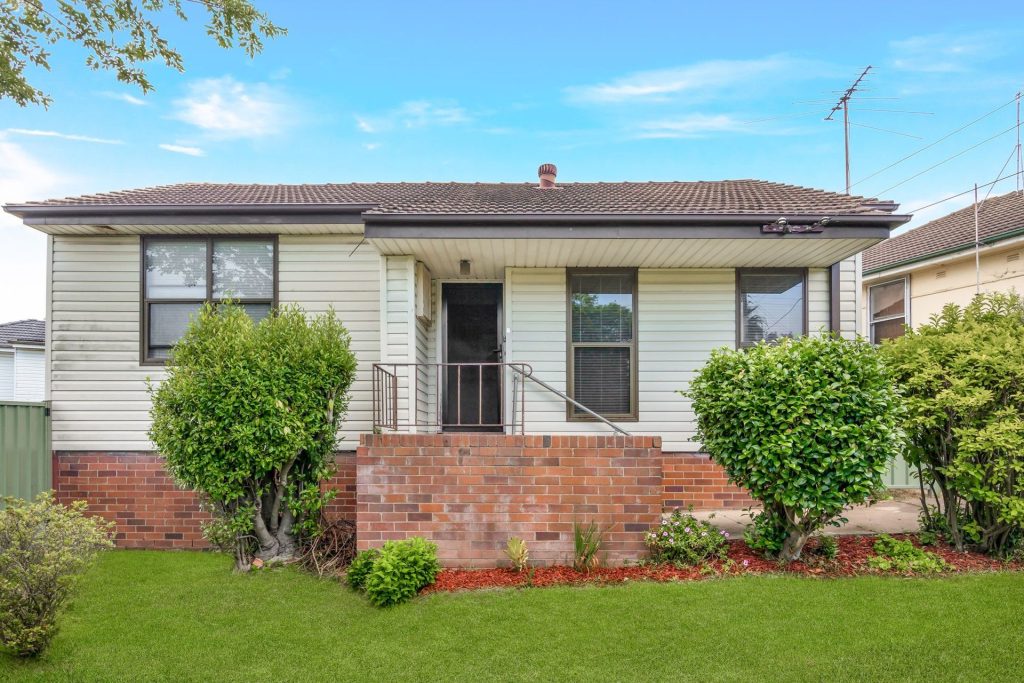 6 May Walk, Lalor Park NSW 2147 - photo 2