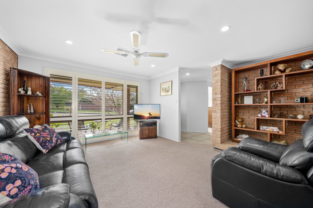 31 Claudia Road, Toongabbie NSW 2146 - photo 2