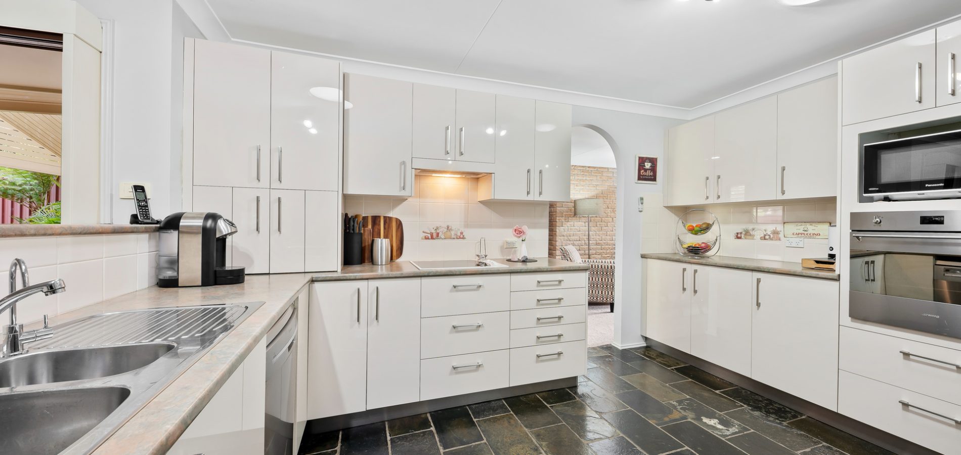 31 Claudia Road, Toongabbie NSW 2146 - photo 4