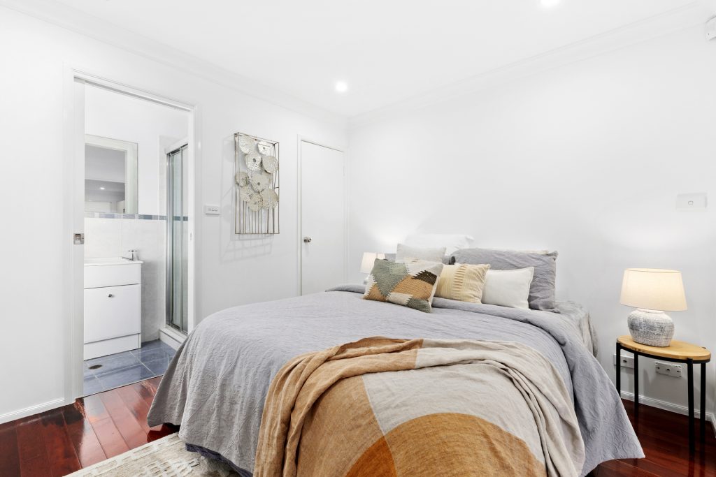 10A Parkland Avenue, Pendle Hill NSW 2145 - photo 14