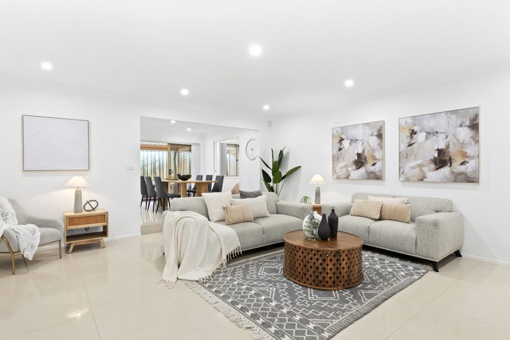 10A Parkland Avenue, Pendle Hill NSW 2145 - photo 3