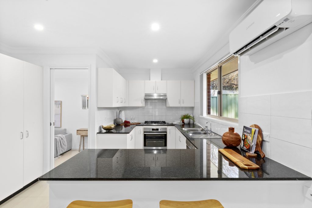 10A Parkland Avenue, Pendle Hill NSW 2145 - photo 6
