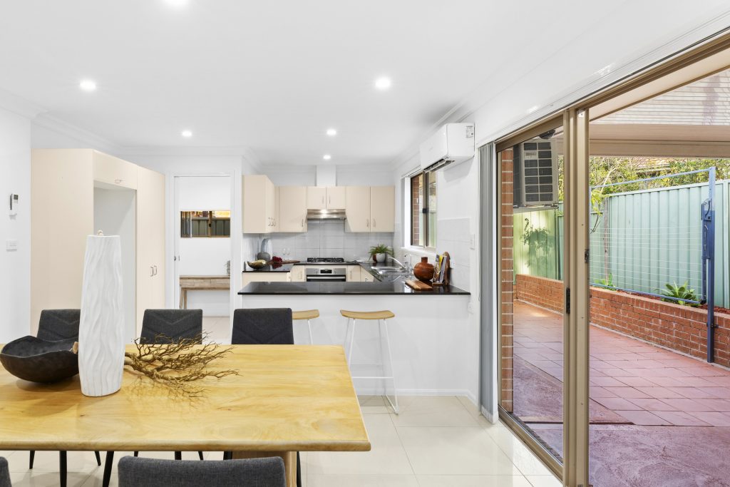 10A Parkland Avenue, Pendle Hill NSW 2145 - photo 8