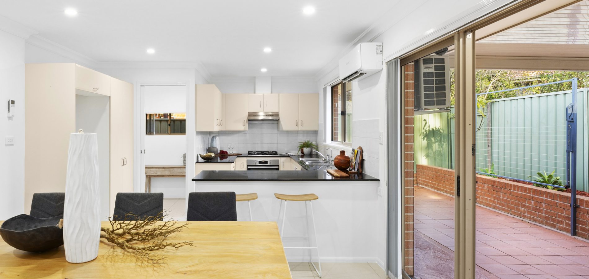 10A Parkland Avenue, Pendle Hill NSW 2145 - photo 8