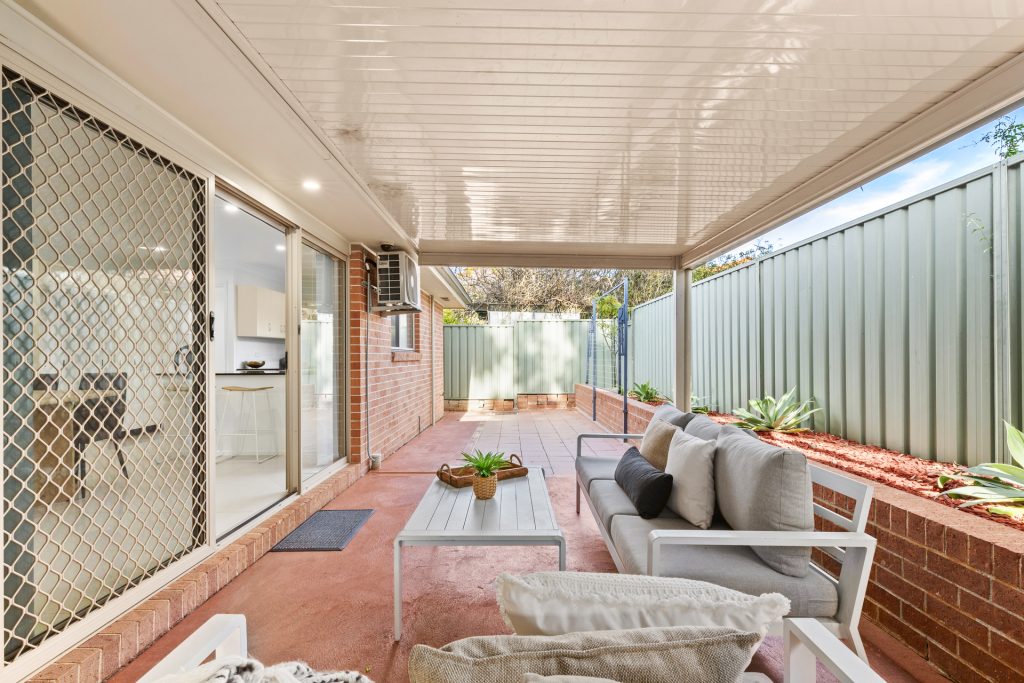 10A Parkland Avenue, Pendle Hill NSW 2145 - photo 9