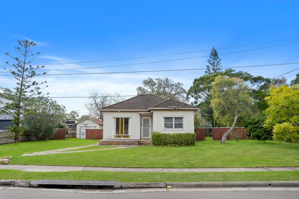 327 Blacktown Road, Seven Hills NSW 2147 - photo 2