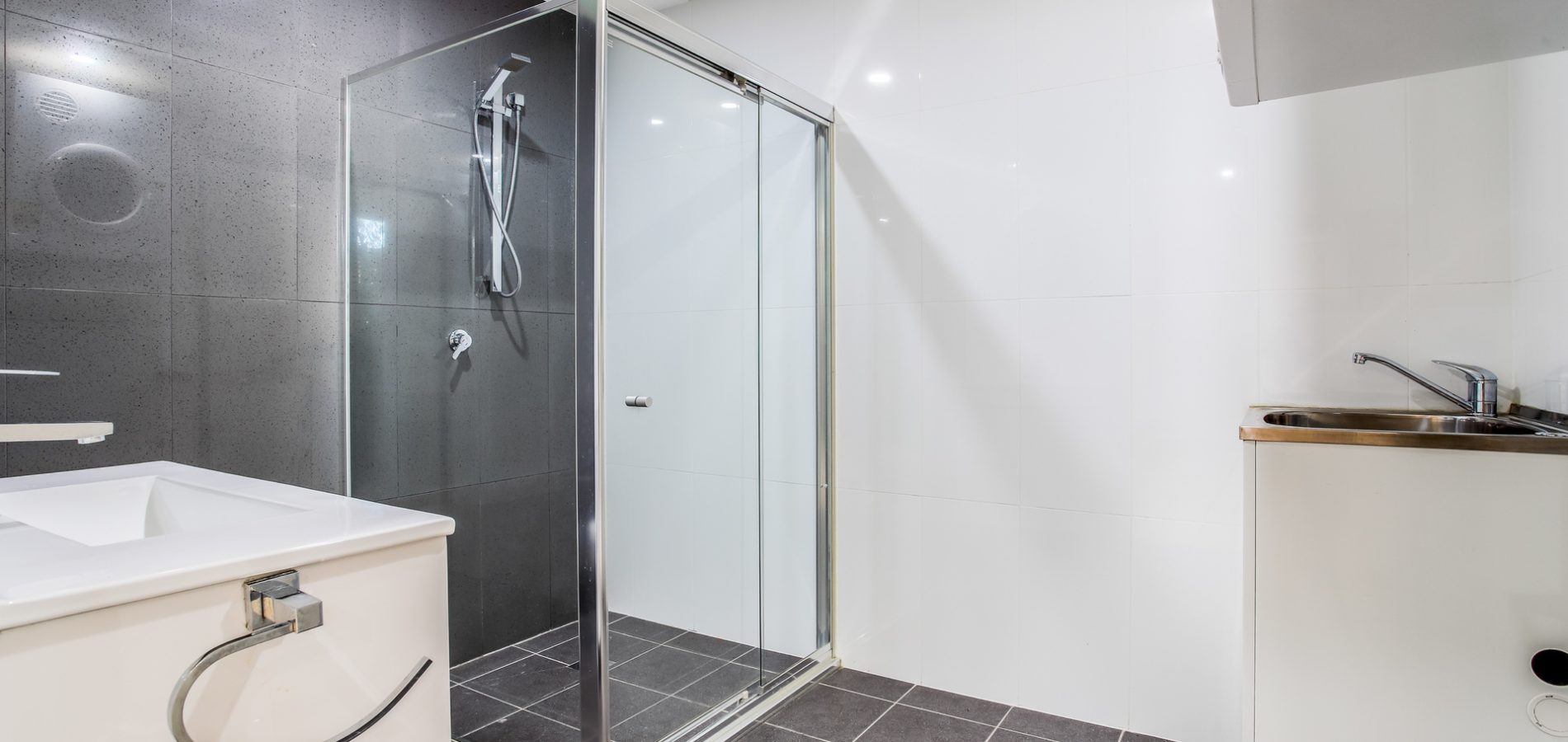 301/10 Junia Avenue, Toongabbie NSW 2146 - photo 5