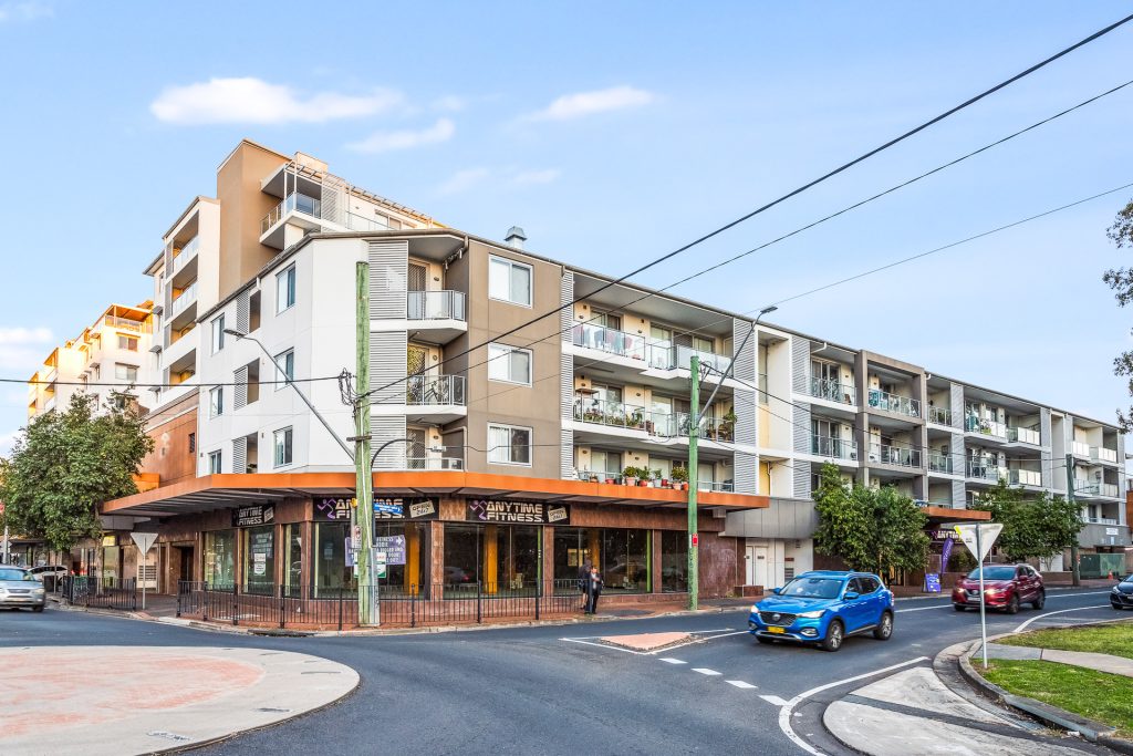 301/10 Junia Avenue, Toongabbie NSW 2146 - photo 9