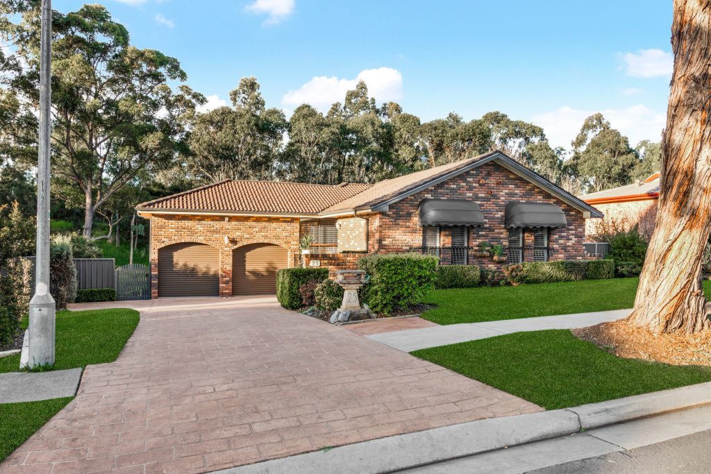 25 Plymouth Crescent, Kings Langley NSW 2147 - McGrath West Group