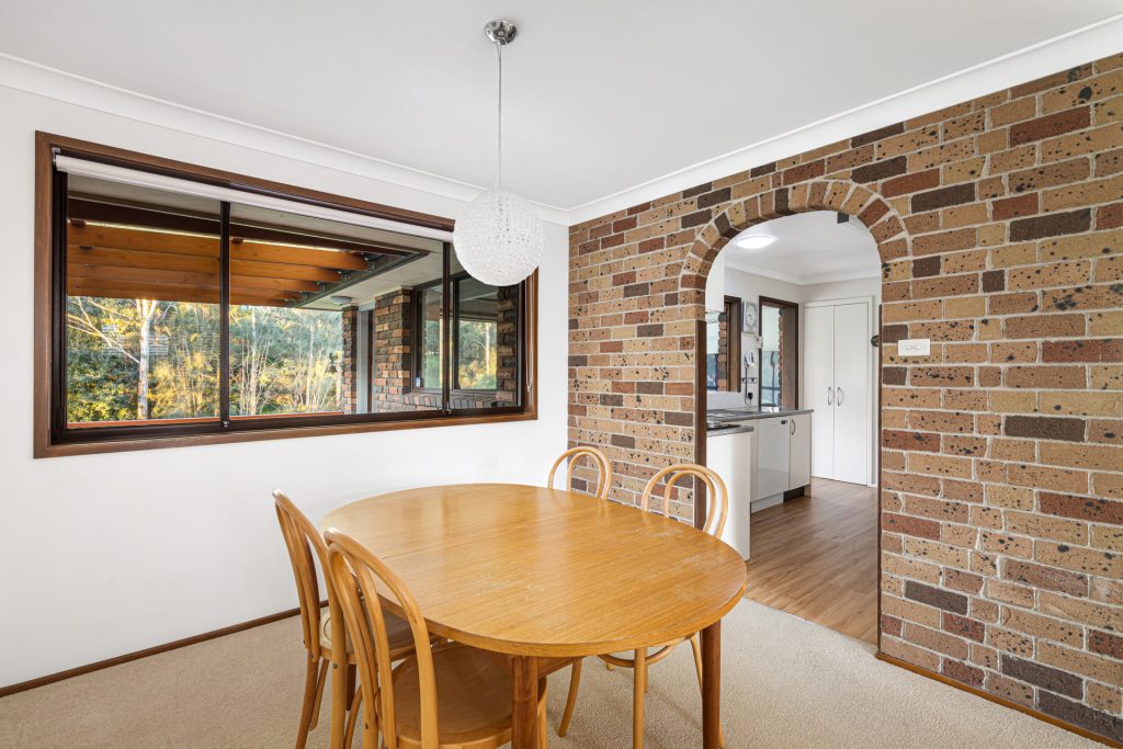 25 Plymouth Crescent, Kings Langley NSW 2147 - photo 4