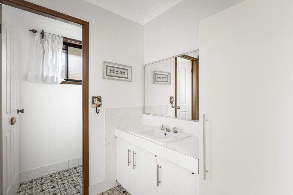 25 Plymouth Crescent, Kings Langley NSW 2147 - photo 7