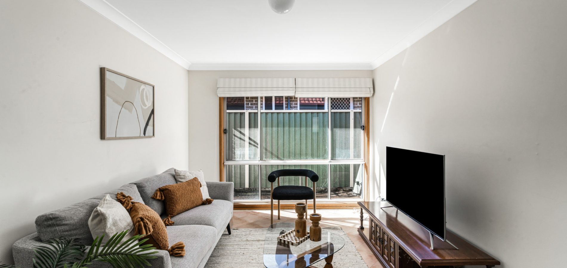 5 Venn Avenue, Lalor Park NSW 2147 - photo 2