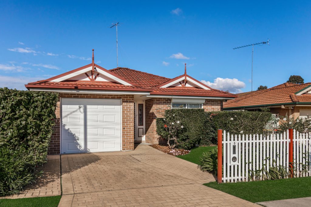 5 Venn Avenue, Lalor Park NSW 2147 - McGrath West Group