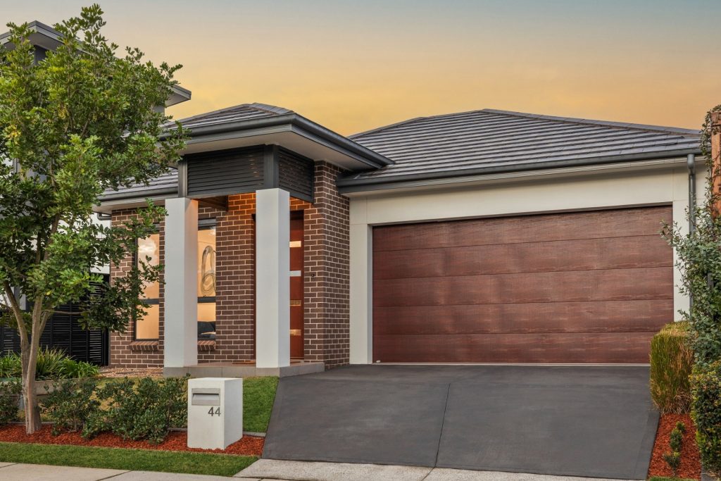 44 Kiewa Grove, Box Hill NSW 2765 - McGrath West Group