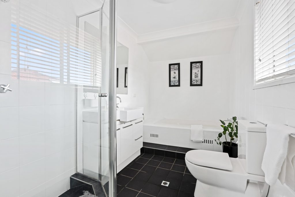 9 Virginia Avenue, Baulkham Hills NSW 2153 - photo 16
