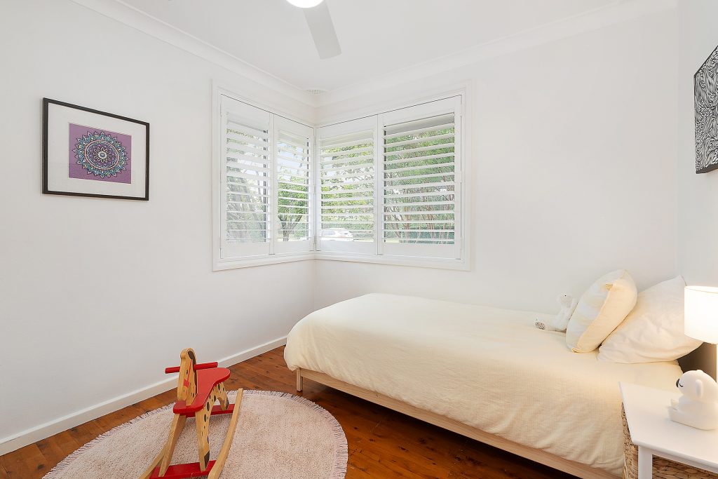 15 Rockley Avenue, Baulkham Hills NSW 2153 - photo 11
