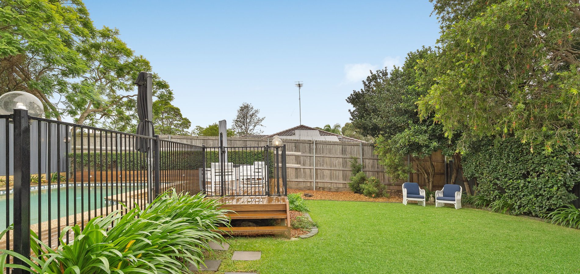 15 Rockley Avenue, Baulkham Hills NSW 2153 - photo 3