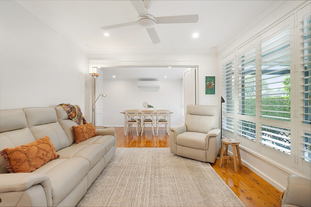 15 Rockley Avenue, Baulkham Hills NSW 2153 - photo 8