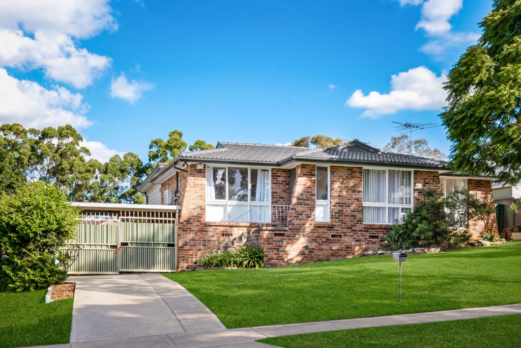 33 Sparman Crescent, Kings Langley NSW 2147 - McGrath West Group