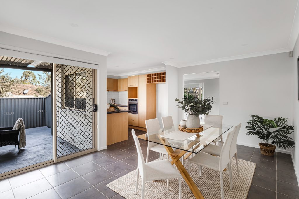 9 Canyon Drive, Stanhope Gardens NSW 2768 - photo 3