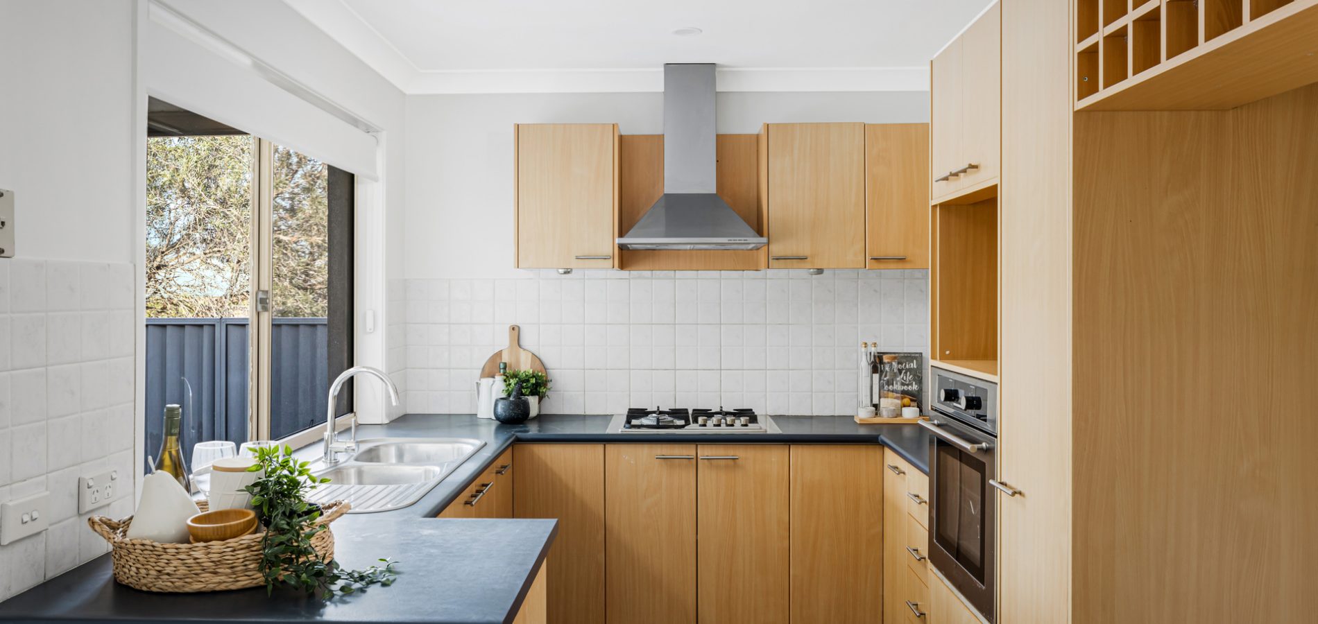 9 Canyon Drive, Stanhope Gardens NSW 2768 - photo 5