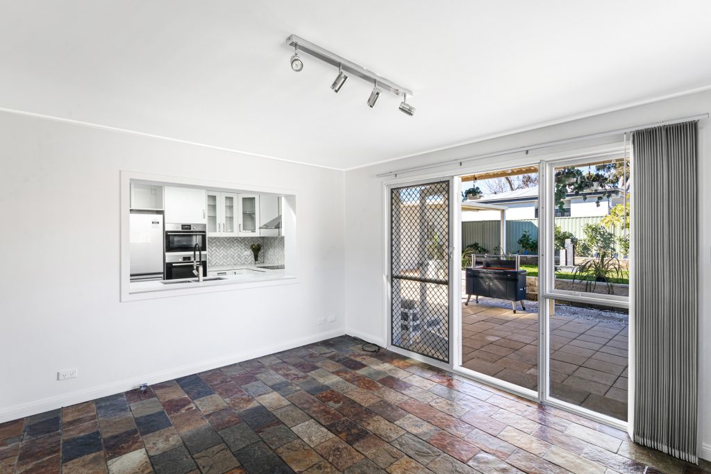 76 Gipps Road, Greystanes NSW 2145 - photo 5