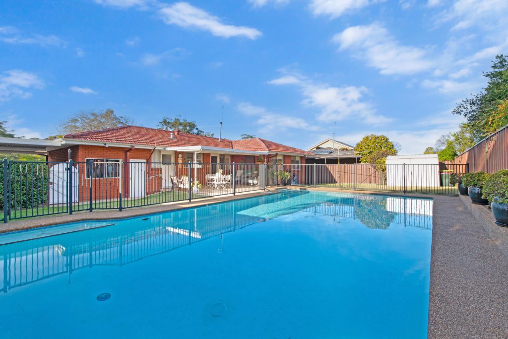 12 Munro Street, Baulkham Hills NSW 2153 - photo 13