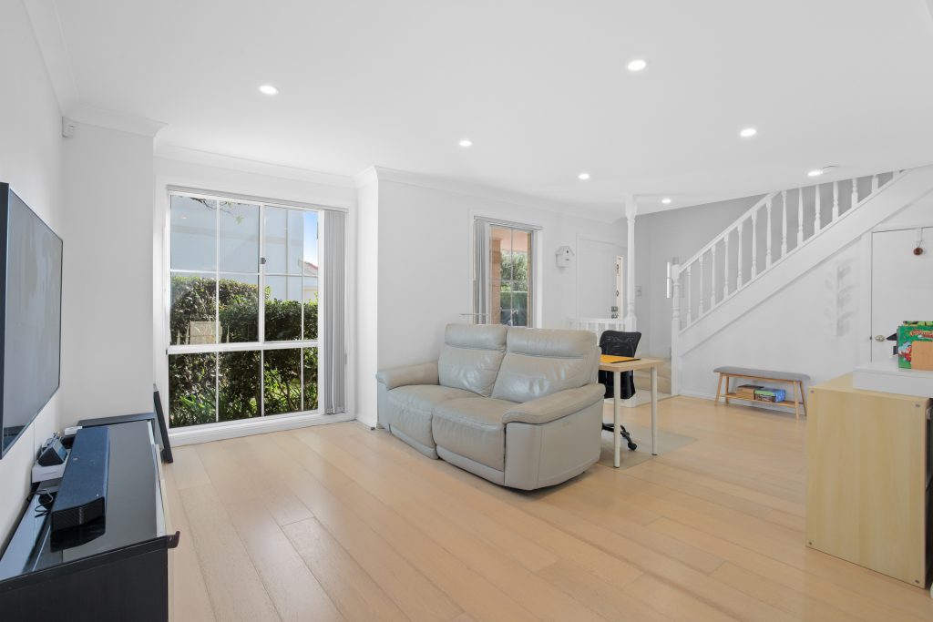 33/17 Conie Avenue, Baulkham Hills NSW 2153 - photo 3