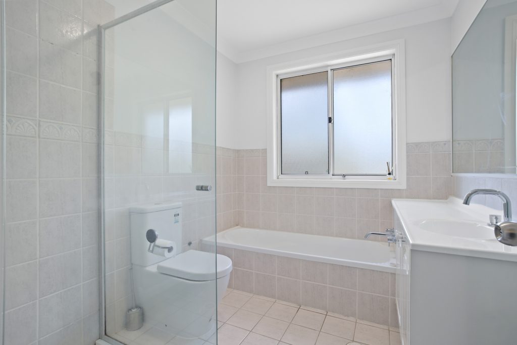 33/17 Conie Avenue, Baulkham Hills NSW 2153 - photo 7