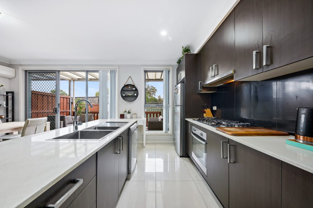 5/8F Myrtle Street, Prospect NSW 2148 - photo 2