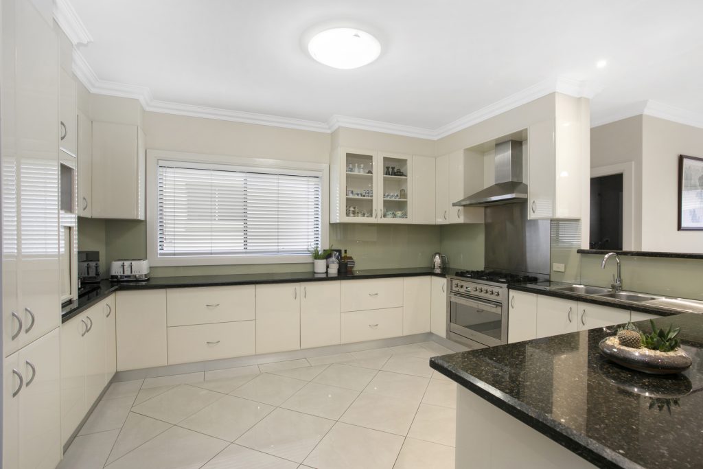 24 Applecross Avenue, Castle Hill NSW 2154 - photo 3