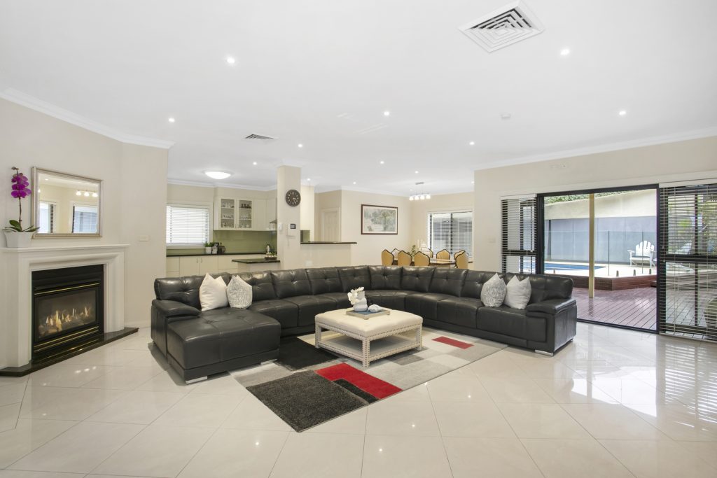 24 Applecross Avenue, Castle Hill NSW 2154 - photo 5
