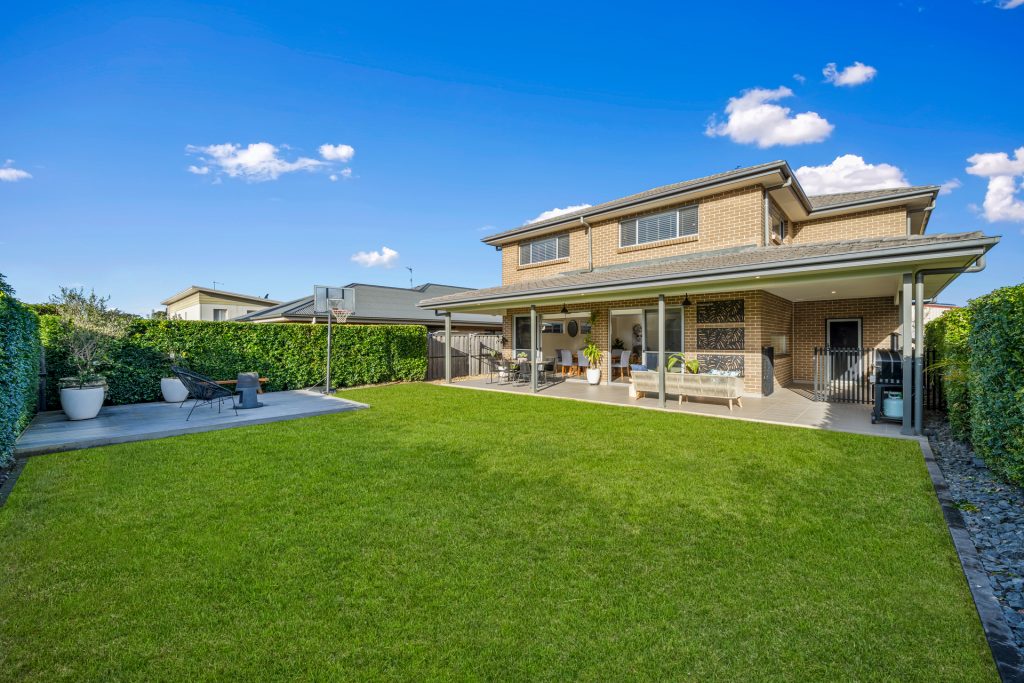 5 Mapleton Avenue, North Kellyville NSW 2155 - photo 4