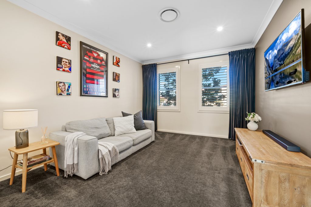 5 Mapleton Avenue, North Kellyville NSW 2155 - photo 9