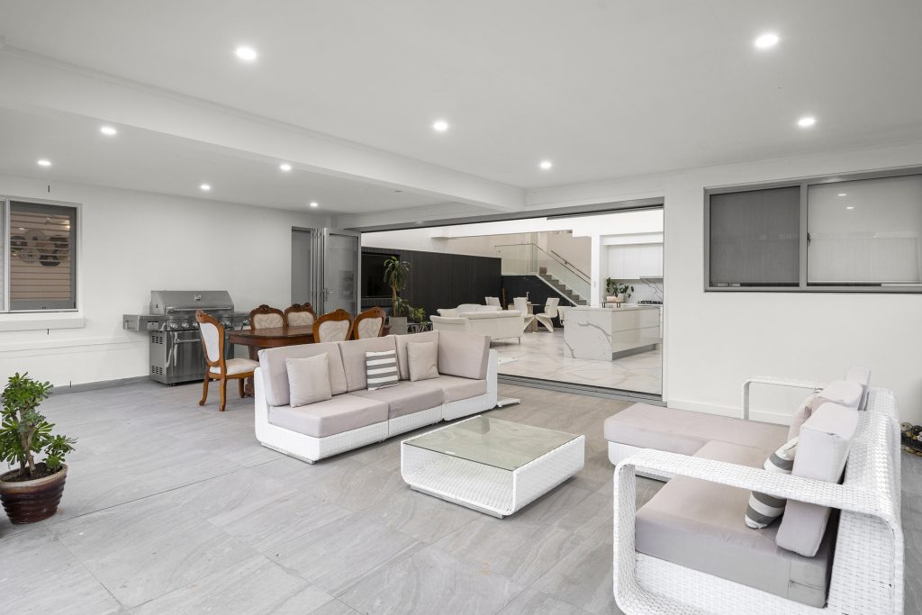 11 Arnold Avenue, Kellyville NSW 2155 - photo 3