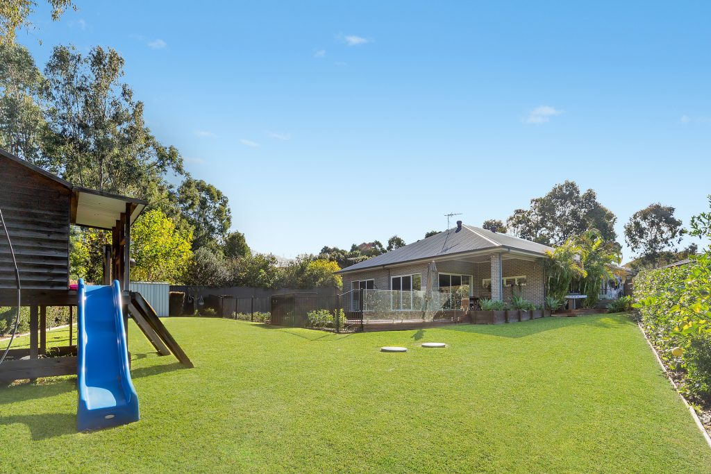 52 Appian Circuit, Baulkham Hills NSW 2153 - photo 14