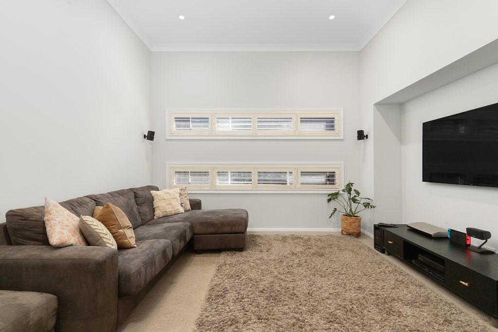 52 Appian Circuit, Baulkham Hills NSW 2153 - photo 8