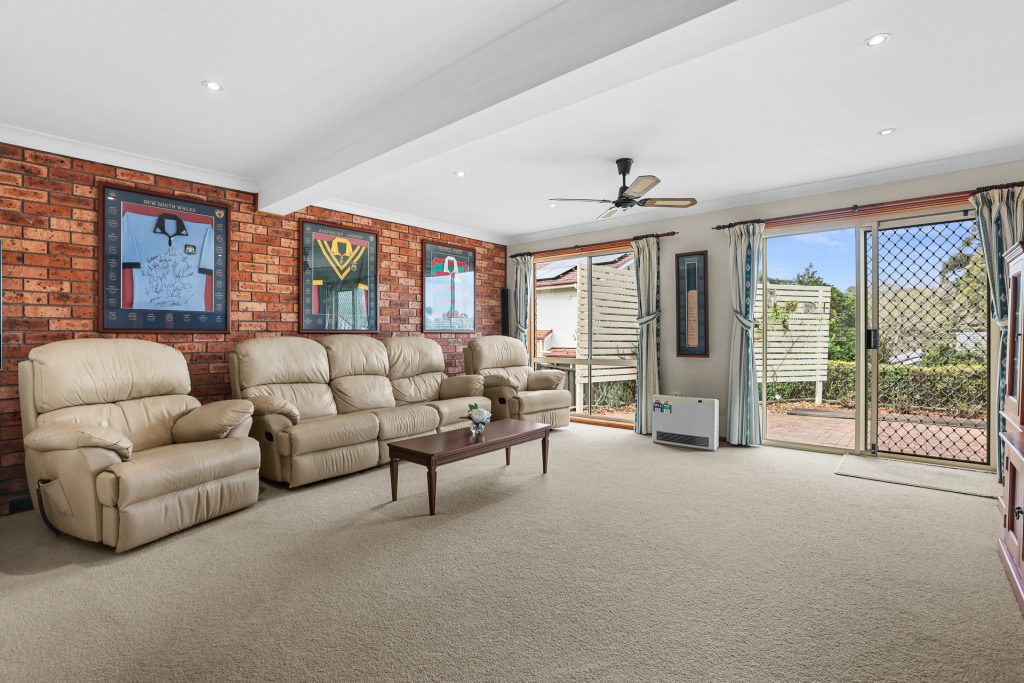 23 Mackillop Drive, Baulkham Hills NSW 2153 - photo 12