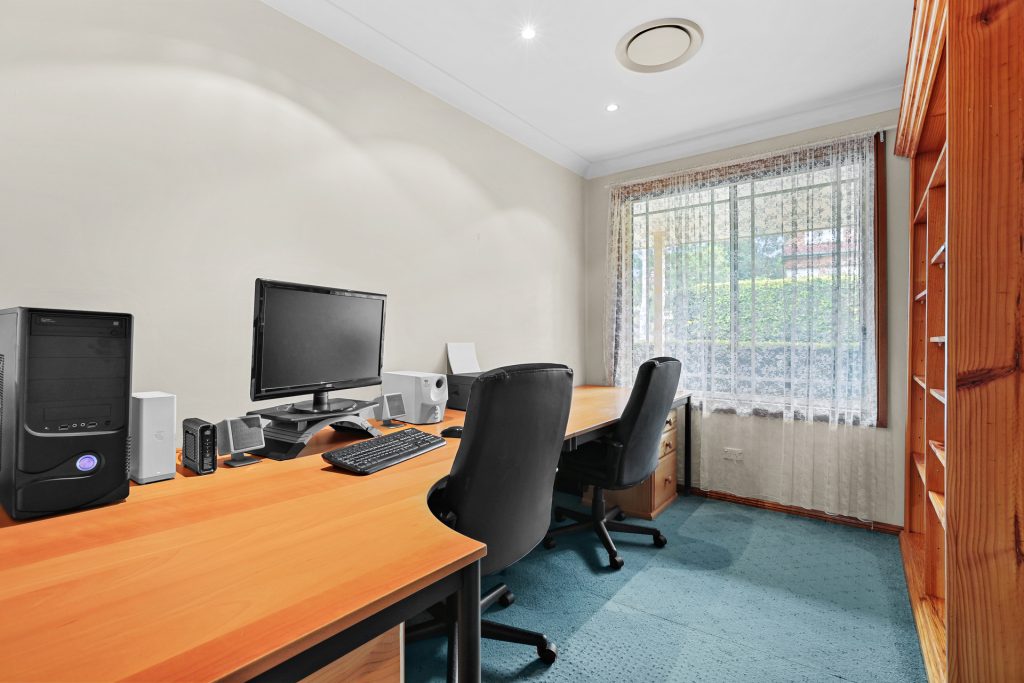 23 Mackillop Drive, Baulkham Hills NSW 2153 - photo 20