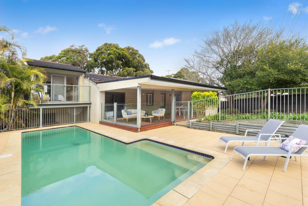 17 Tamarisk Crescent, Cherrybrook NSW 2126 - photo 2