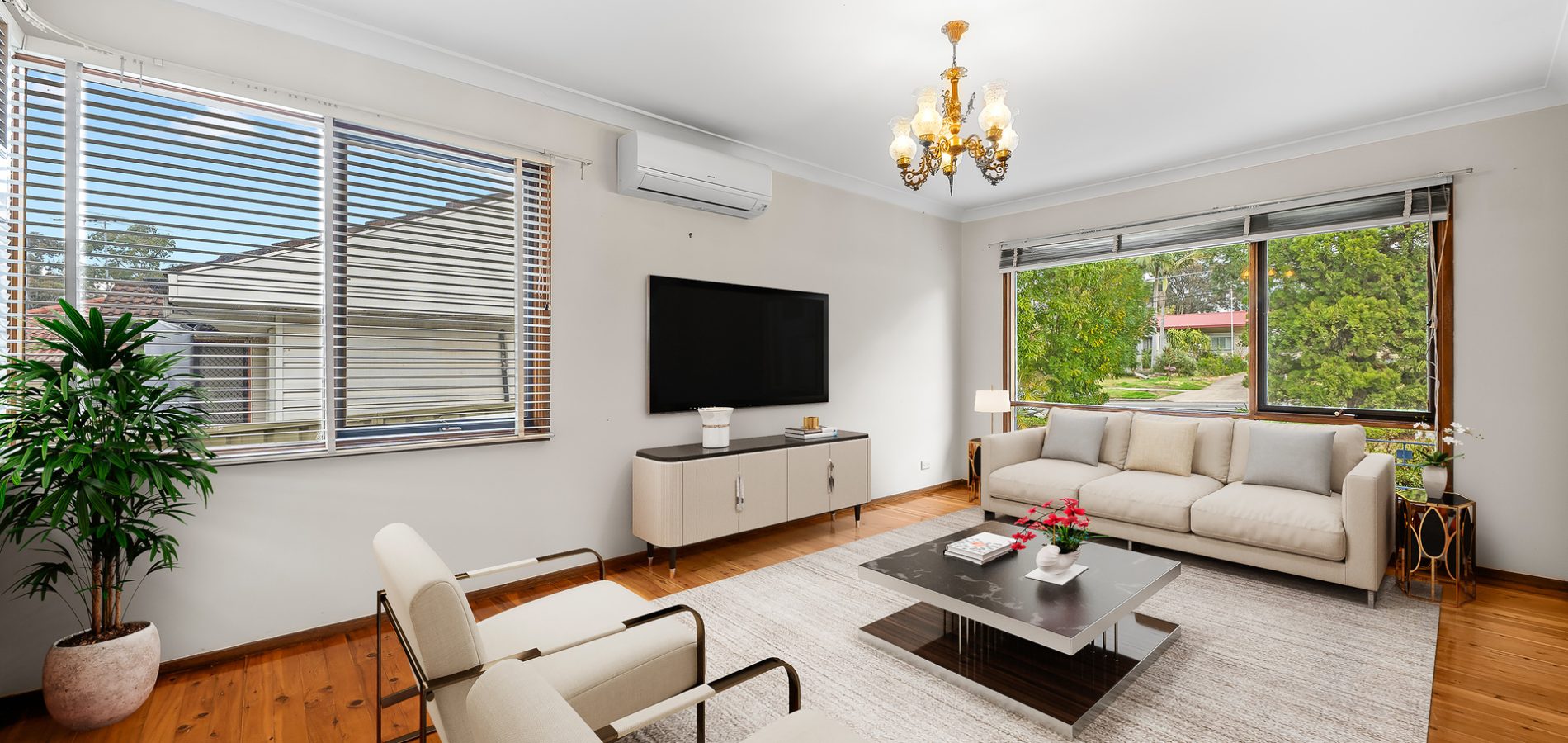 95 Ellam Drive, Seven Hills NSW 2147 - photo 2