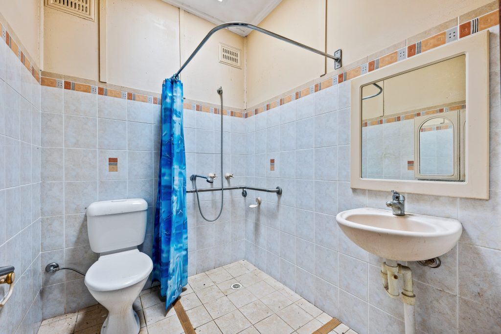 118 Kennedy Parade, Lalor Park NSW 2147 - photo 4