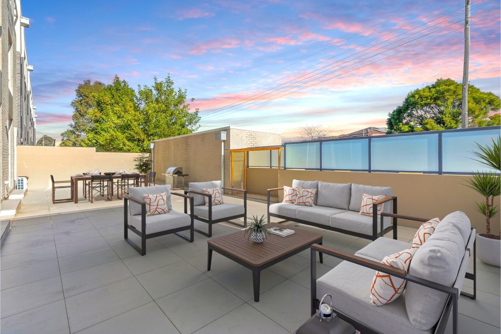 3/7 Harrington Avenue, Castle Hill NSW 2154 - photo 5