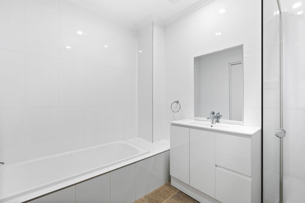 3/7 Harrington Avenue, Castle Hill NSW 2154 - photo 8