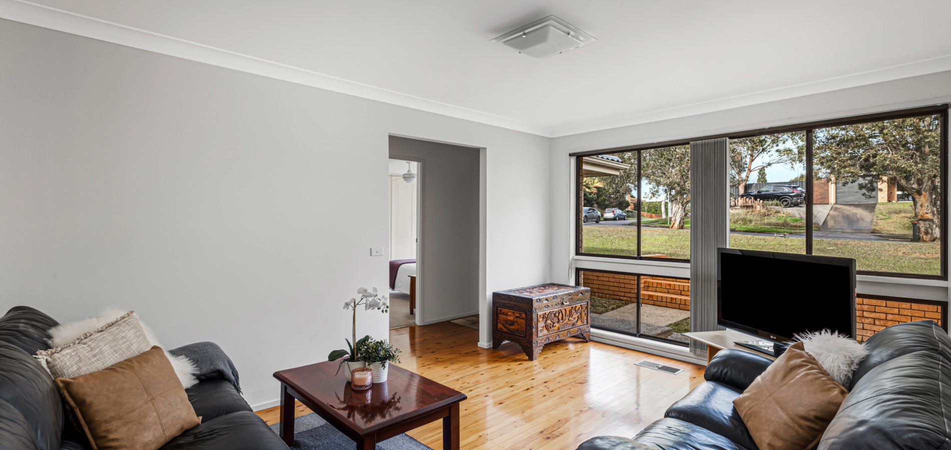 70 Sutherland Avenue, Kings Langley NSW 2147 - photo 2