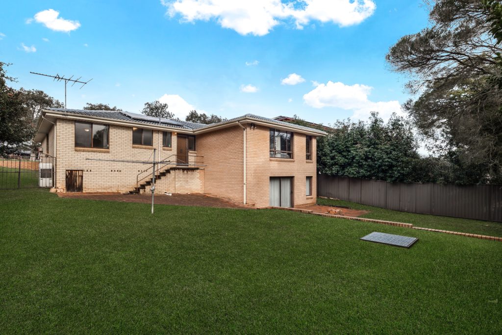 70 Sutherland Avenue, Kings Langley NSW 2147 - photo 16