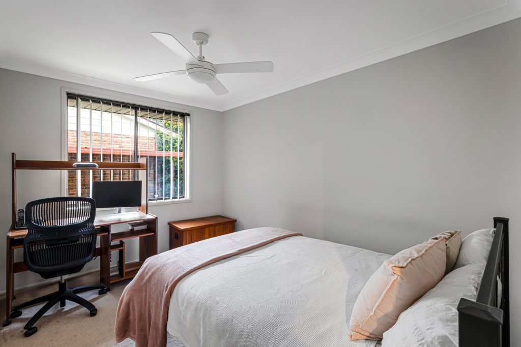 70 Sutherland Avenue, Kings Langley NSW 2147 - photo 10